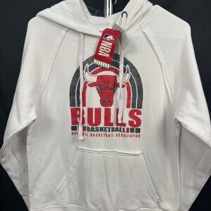 Chicago Bulls NBA Hoodie – White Graphic Hoodie